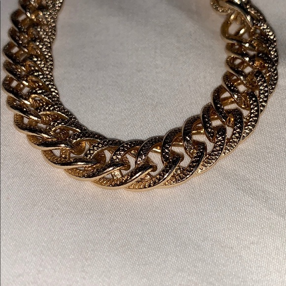 GOLD CHAIN BRACELET - Picture 2 of 4